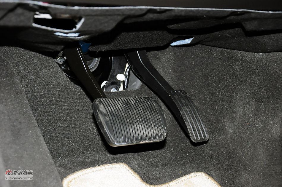 2012款捷豹XF实拍