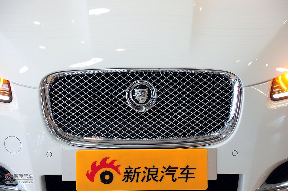 2012款捷豹XF实拍