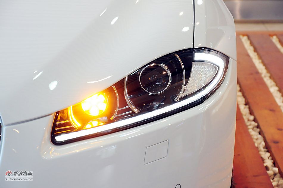 2012款捷豹XF实拍