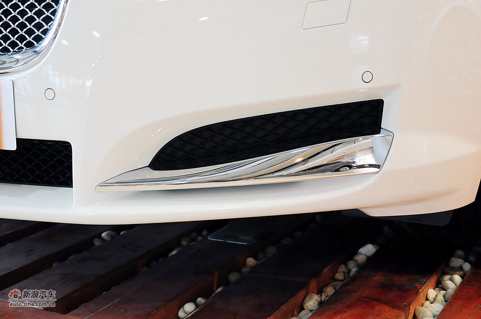 2012款捷豹XF实拍