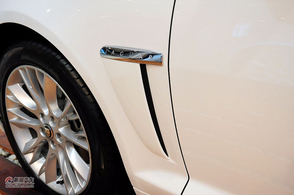 2012款捷豹XF实拍