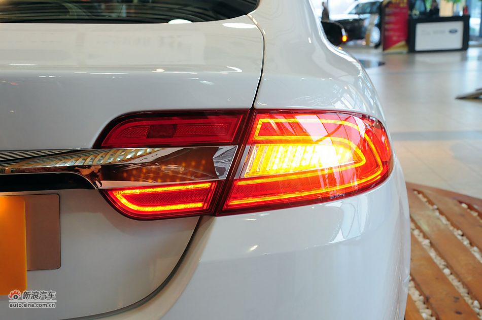 2012款捷豹XF实拍