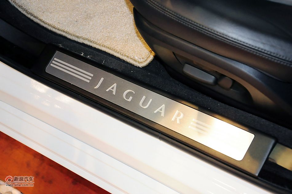 2012款捷豹XF实拍