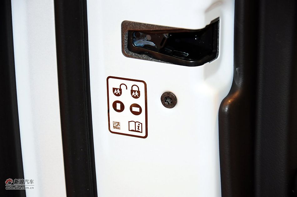 2012款捷豹XF实拍