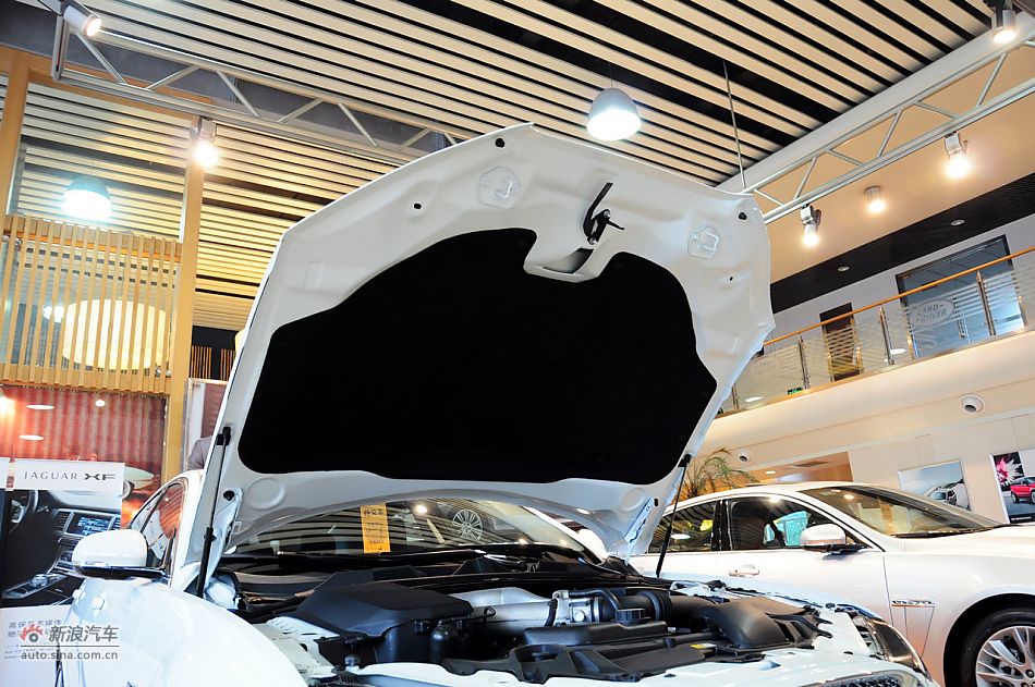 2012款捷豹XF实拍