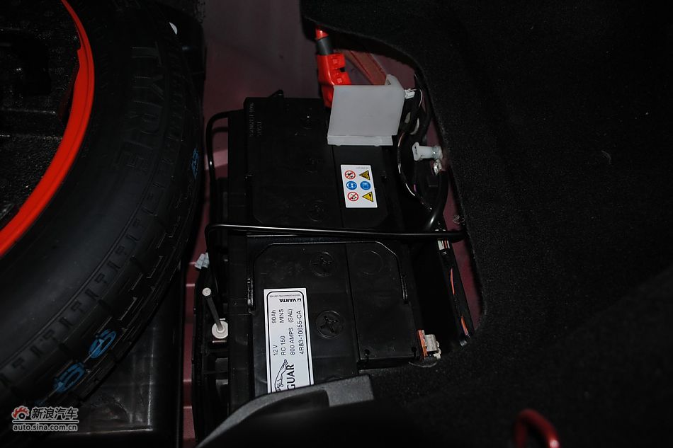 发动机、底盘悬挂及后备箱