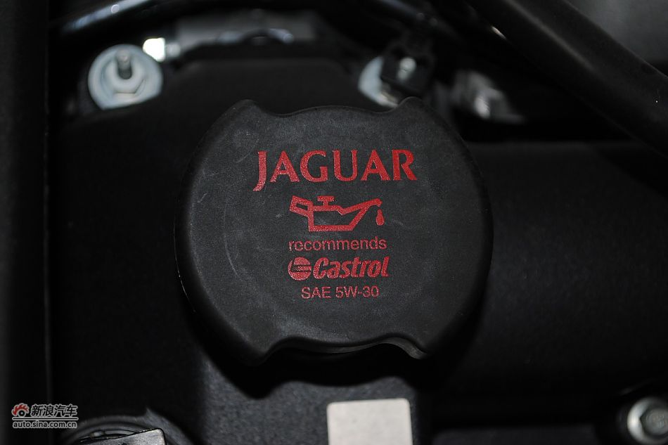 发动机、底盘悬挂及后备箱