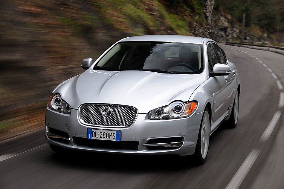 捷豹JAGUAR XF