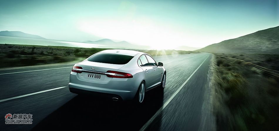2012款捷豹XF官方图