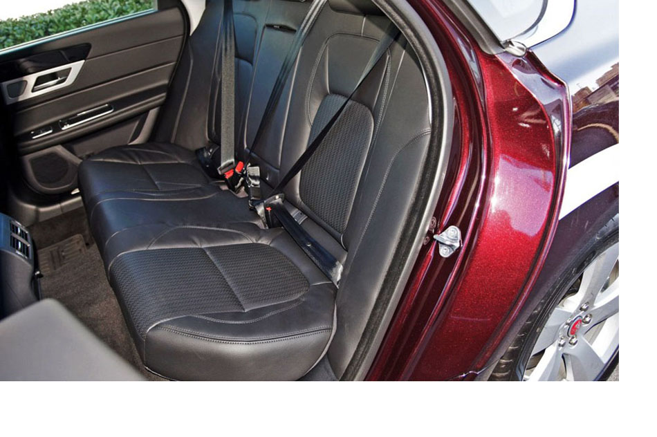 2016 XF 3.0T 绪 οռ