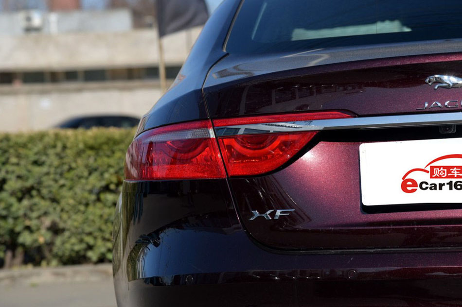 2016款 XF 3.0T 两驱风华版 细节