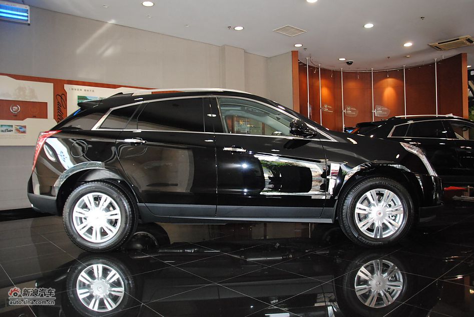 2012款凯迪拉克SRX 3.0L精英型