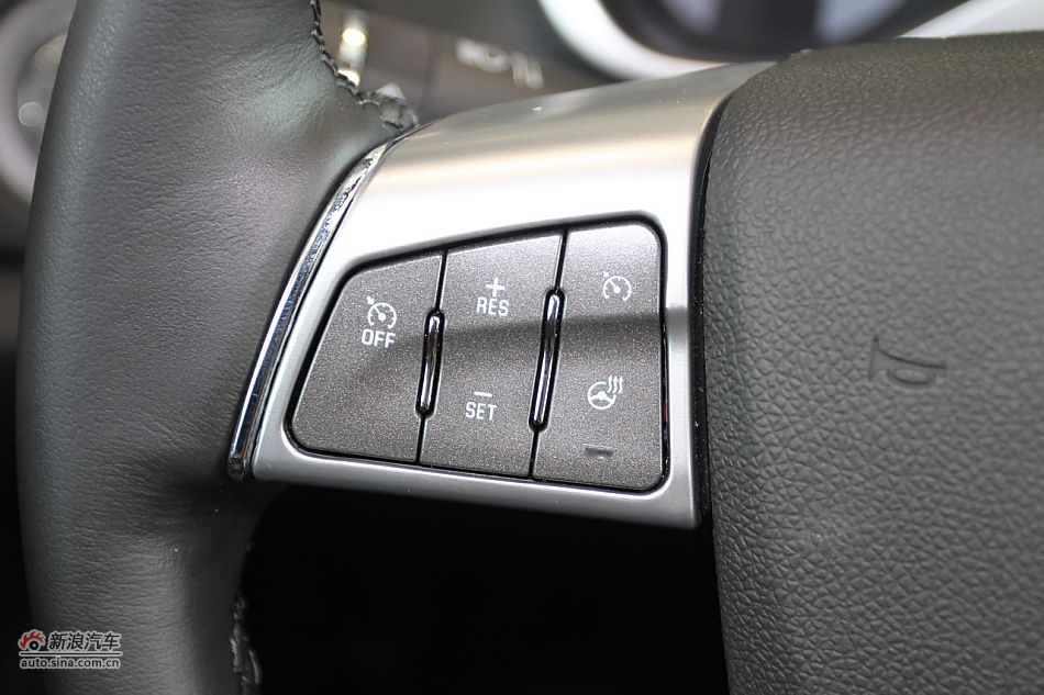 2012款凯迪拉克SRX