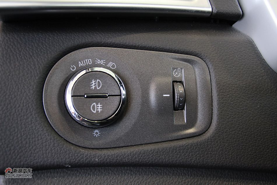 2012款凯迪拉克SRX