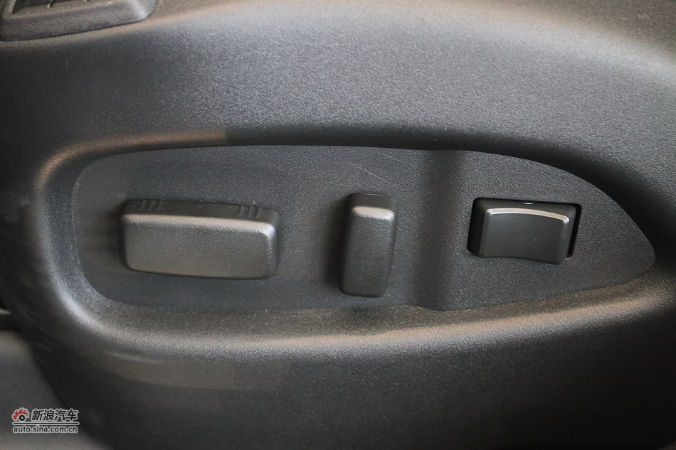 2012款凯迪拉克SRX