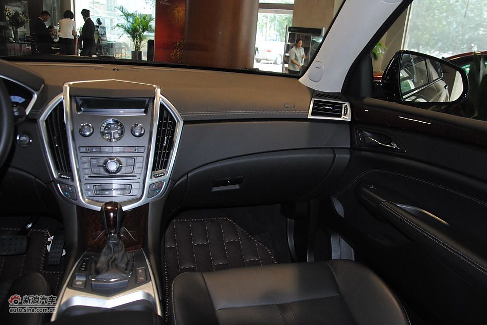 2012款凯迪拉克SRX 3.0L精英型