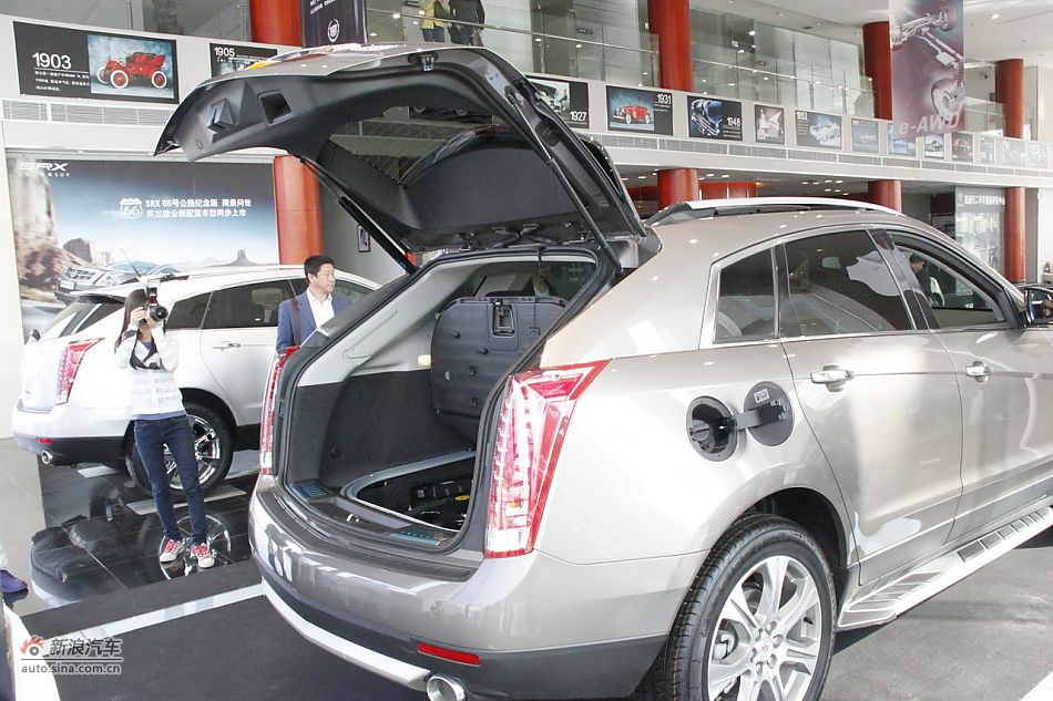 2012款凯迪拉克SRX