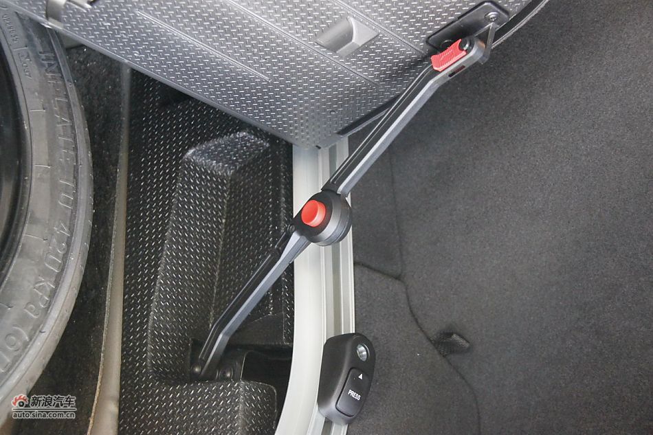 2012款凯迪拉克SRX