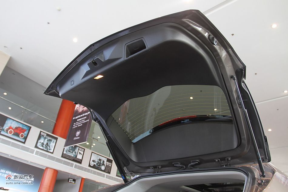 2012款凯迪拉克SRX