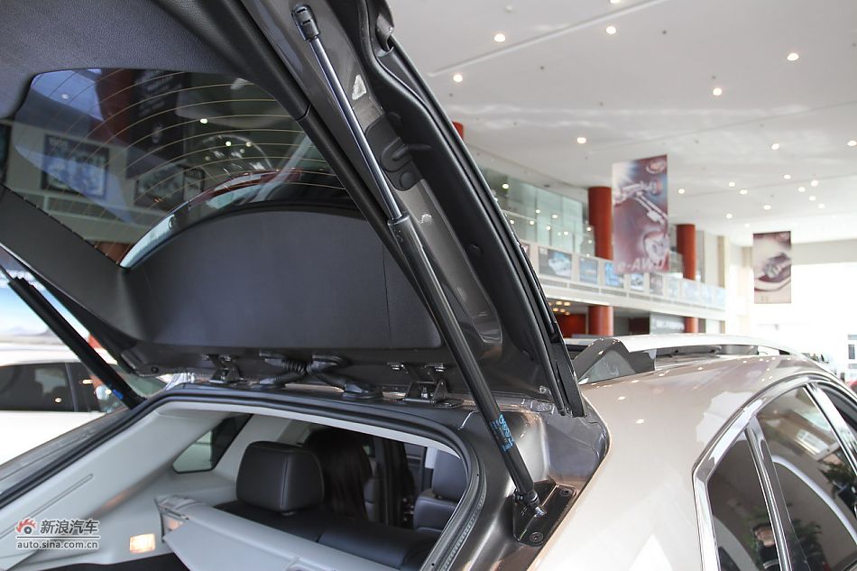 2012款凯迪拉克SRX