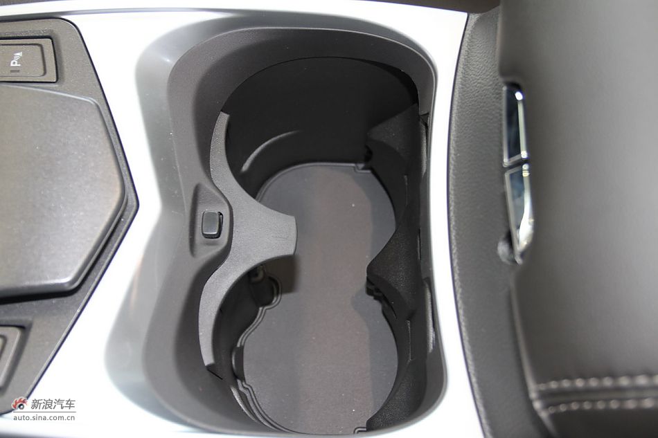 2012款凯迪拉克SRX