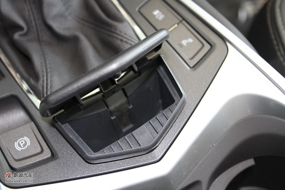 2012款凯迪拉克SRX