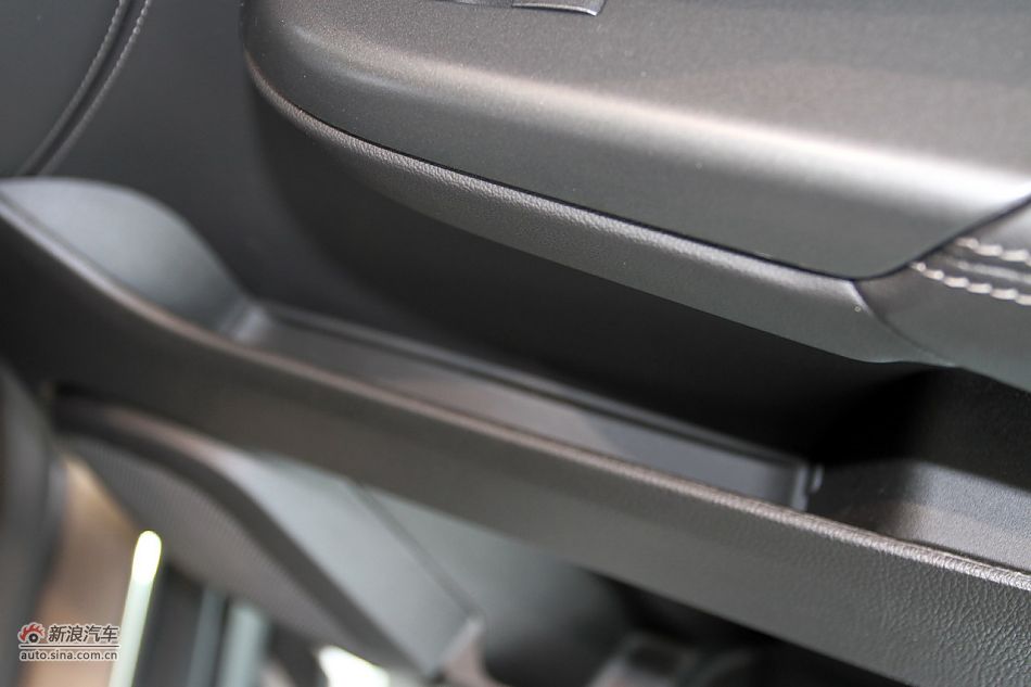 2012款凯迪拉克SRX