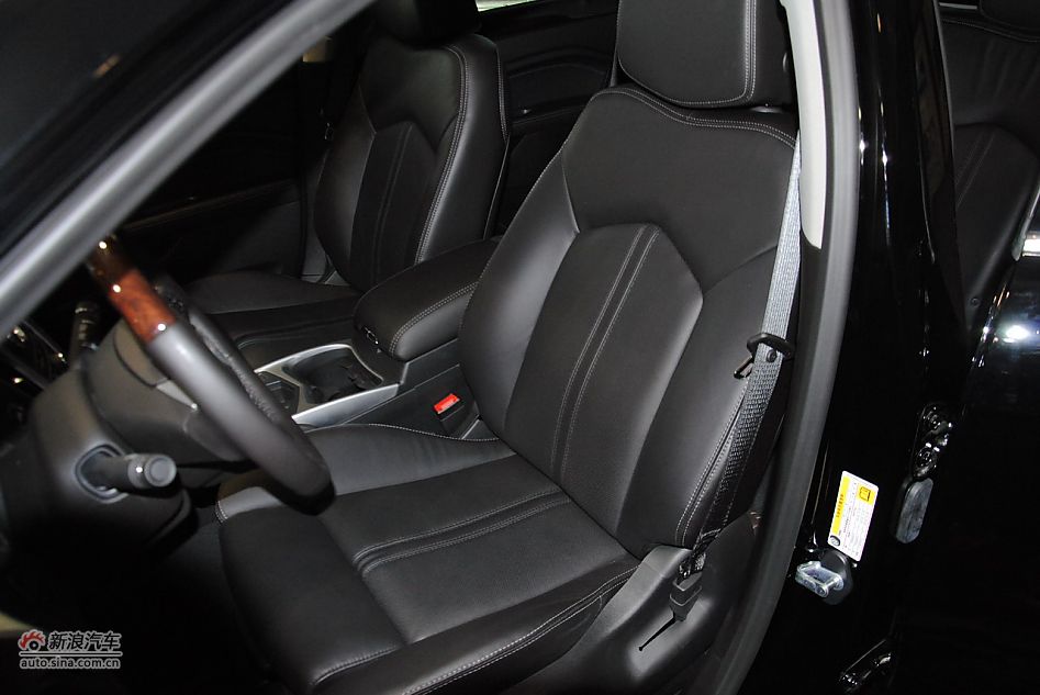 2012款凯迪拉克SRX 3.0L精英型