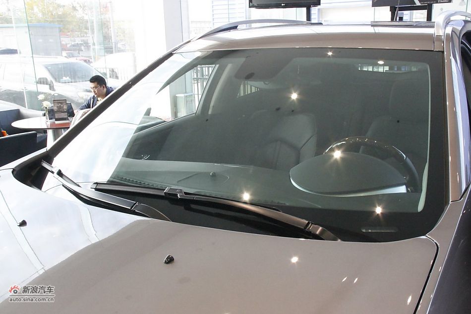 2012款凯迪拉克SRX