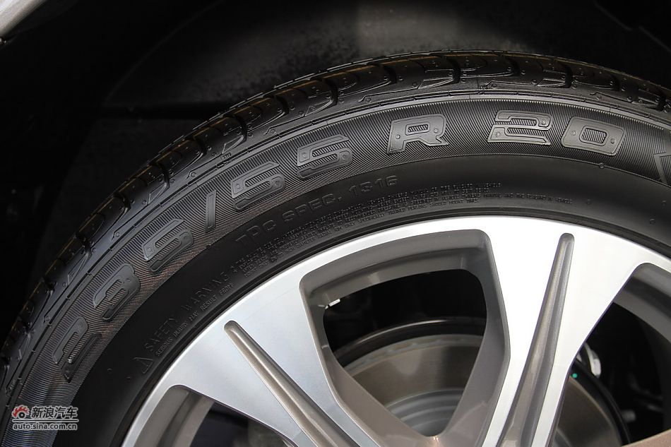 2012款凯迪拉克SRX