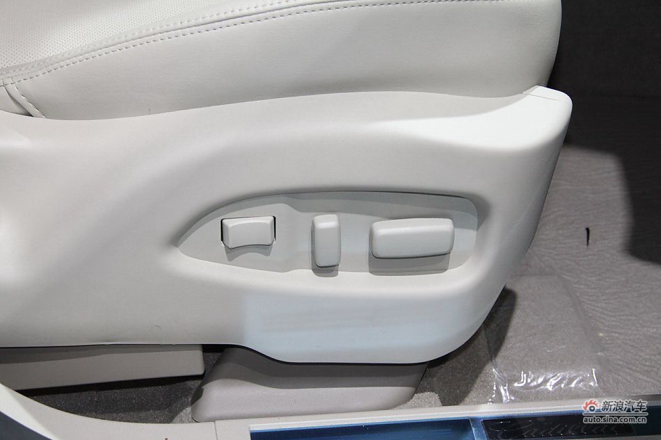 2012款凯迪拉克SRX