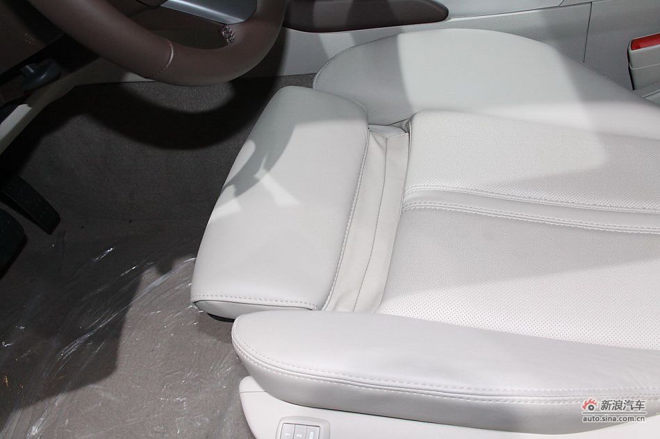 2012款凯迪拉克SRX