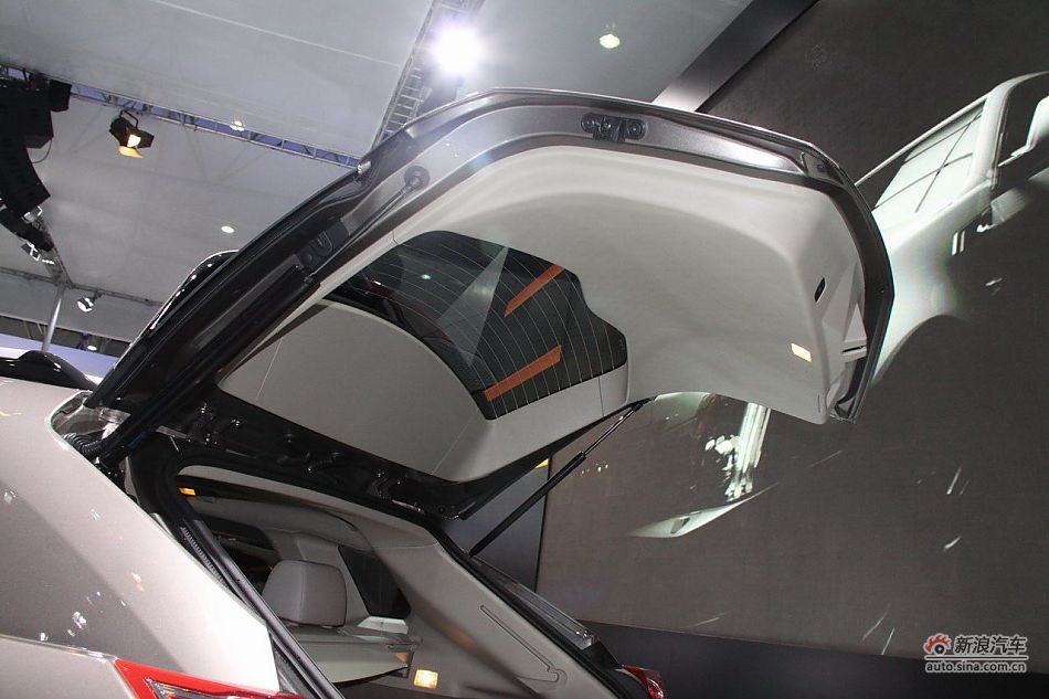 2012款凯迪拉克SRX