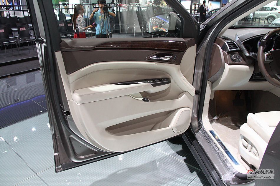 2012款凯迪拉克SRX