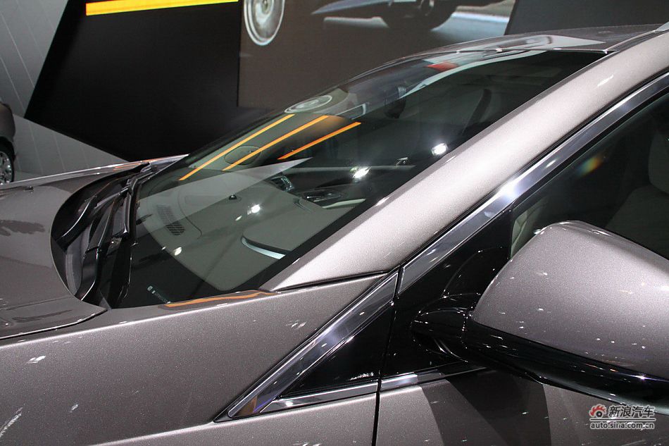 2012款凯迪拉克SRX