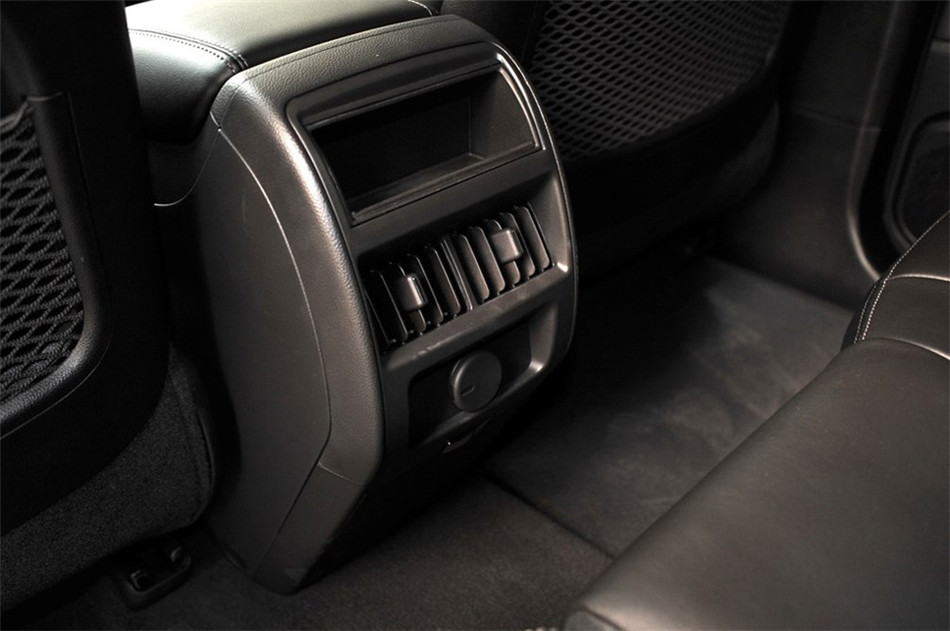 2013款凯迪拉克SRX 3.0L自动领先型