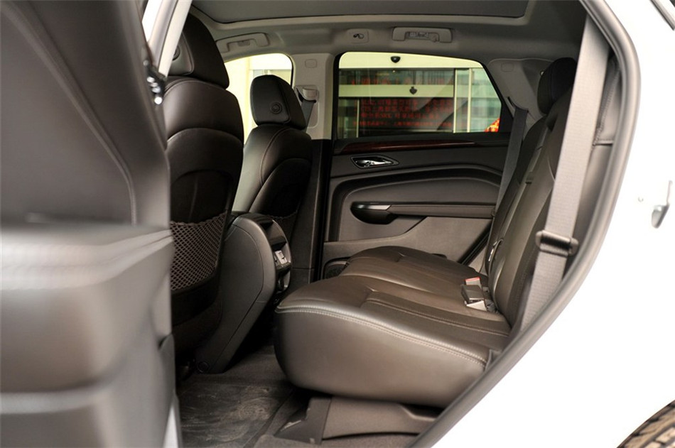 2013款凯迪拉克SRX 3.0L自动领先型