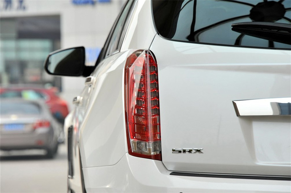 2013款凯迪拉克SRX 3.0L自动领先型