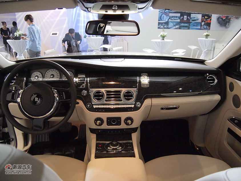 劳斯莱斯古思特实拍图-内饰功能