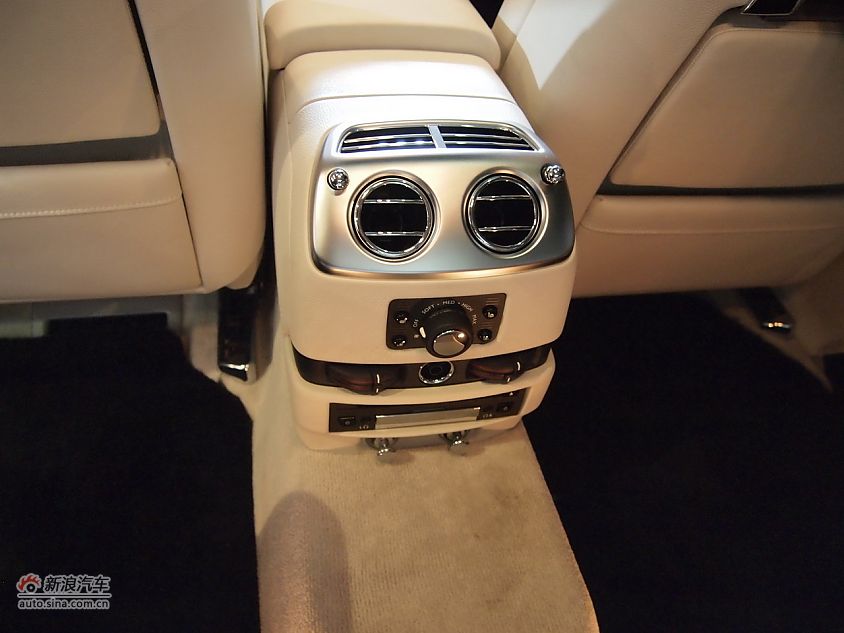 劳斯莱斯古思特实拍图-内饰功能