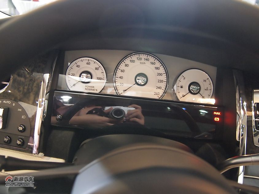 劳斯莱斯古思特实拍图-内饰功能