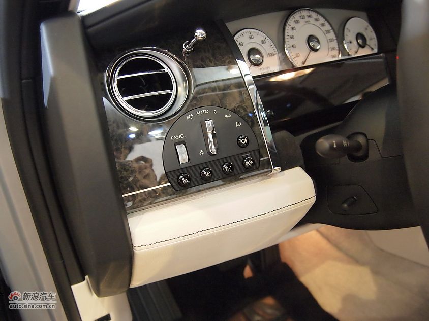 劳斯莱斯古思特实拍图-内饰功能