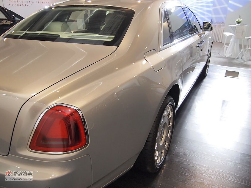 劳斯莱斯古思特实拍图-外观细节