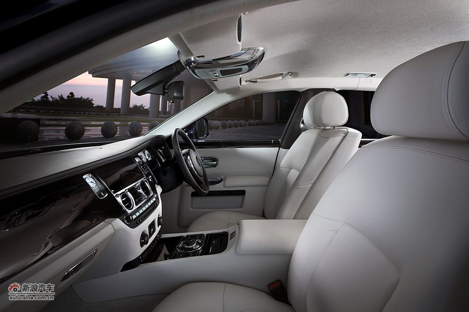 劳斯莱斯古思特资料图-内饰