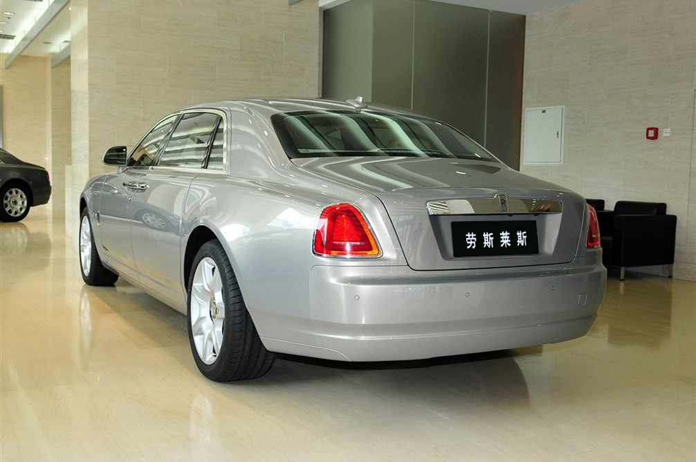 2012款古思特6.6T加长版