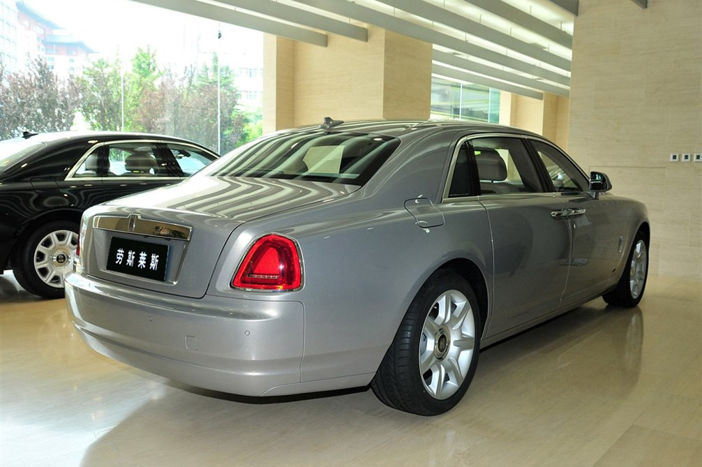 2012款古思特6.6T加长版