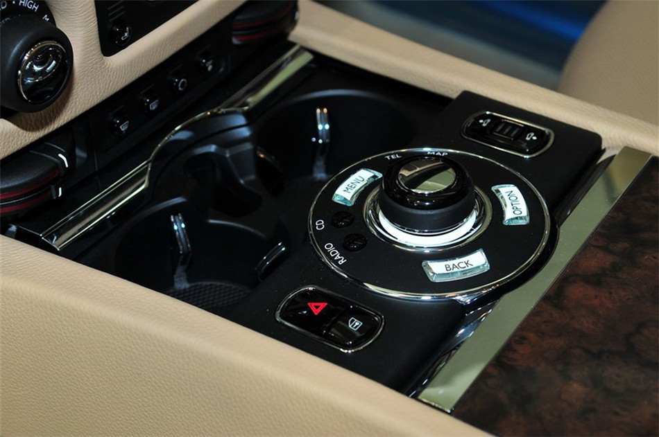 2012款古思特6.6T加长版