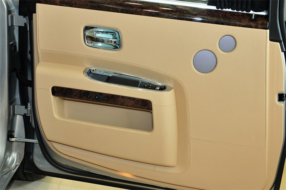 2012款古思特6.6T加长版