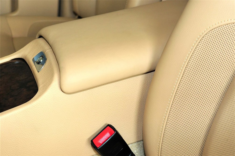 2012款古思特6.6T加长版