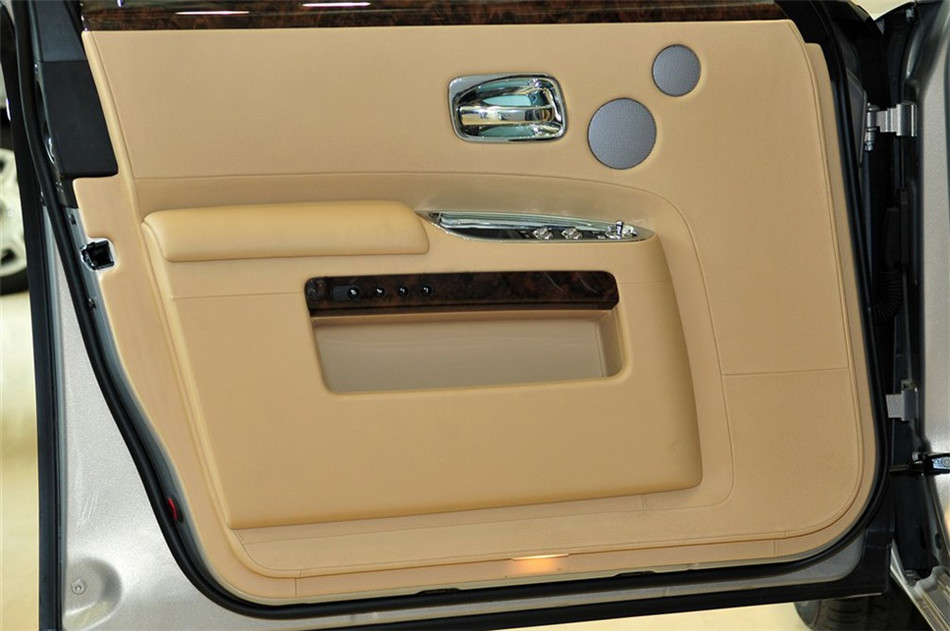 2012款古思特6.6T加长版